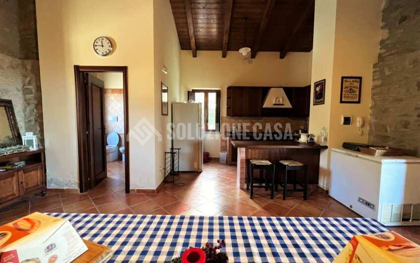 SC1270 Panoramico Casale in pietra con dependance di recente costruzione a Prignano Cilento