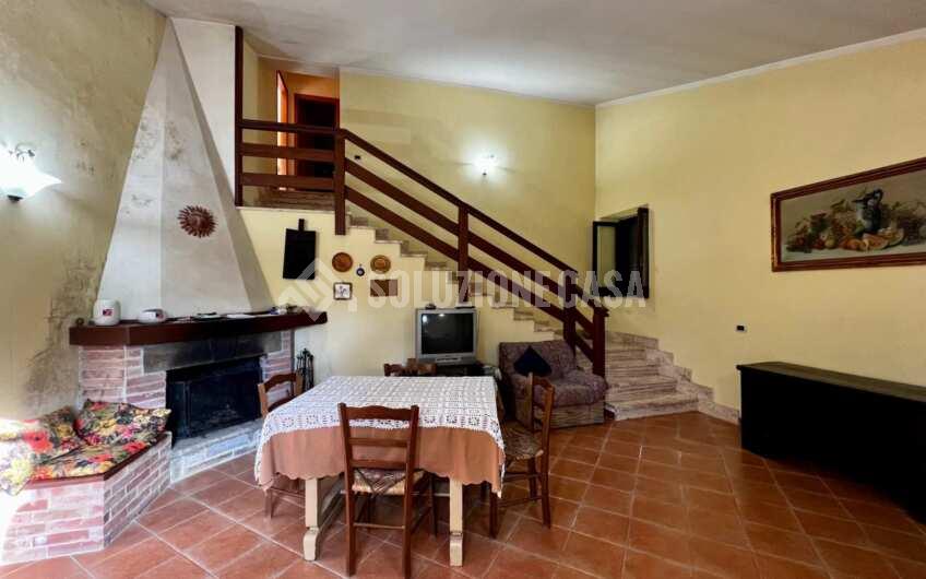 SC1268 Fabbricato semindipendente  con giardino a Perdifumo contrada Noce