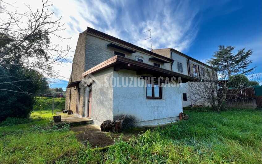 SC1268 Fabbricato semindipendente  con giardino a Perdifumo contrada Noce