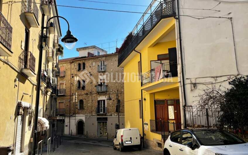 SC1274 Appartamento con stupendo terrazzo presso il porto e il centro storico di Agropoli