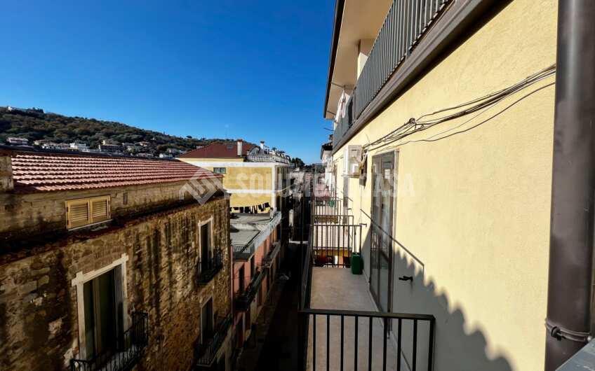 SC1274 Appartamento con stupendo terrazzo presso il porto e il centro storico di Agropoli
