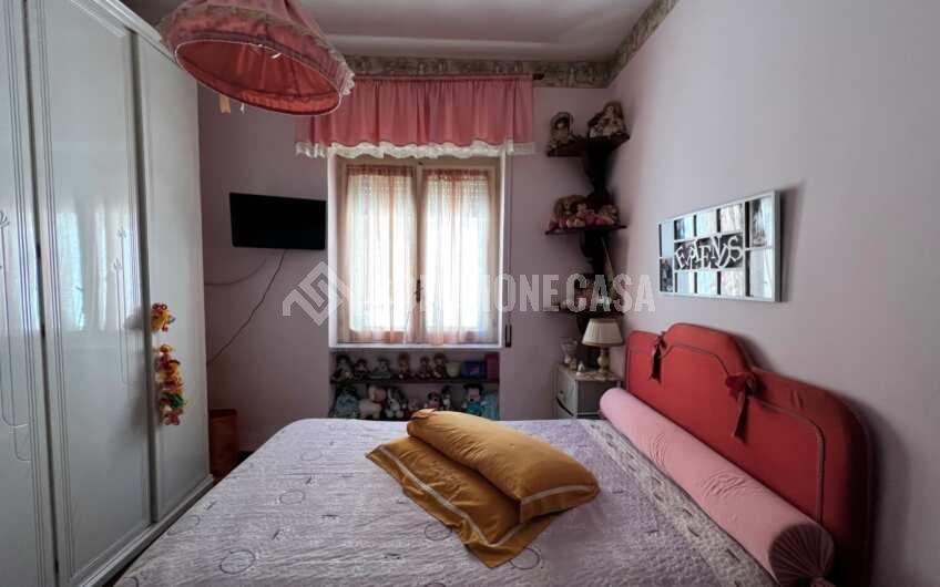 SC1274 Appartamento con stupendo terrazzo presso il porto e il centro storico di Agropoli