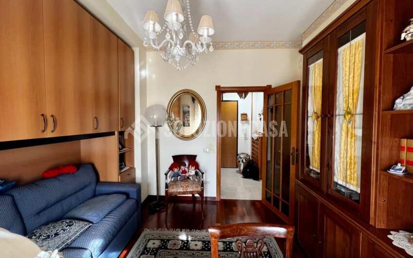 SC1274 Appartamento con stupendo terrazzo presso il porto e il centro storico di Agropoli