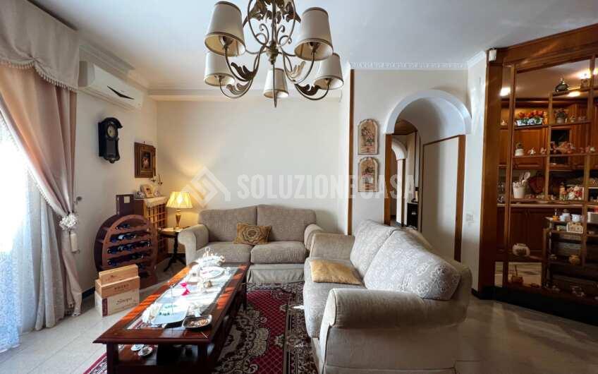 SC1274 Appartamento con stupendo terrazzo presso il porto e il centro storico di Agropoli