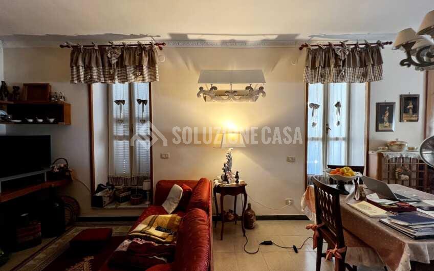 SC1274 Appartamento con stupendo terrazzo presso il porto e il centro storico di Agropoli