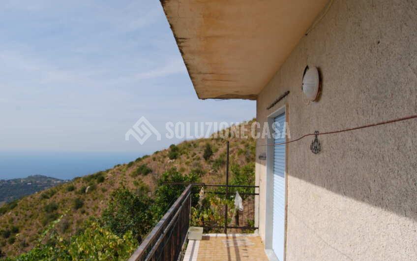 SC1277 Villa con vista mare e giardino a Castellabate