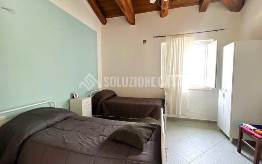 SC1282 Struttura b&b e ristorante con giardino in vendita a Prignano Cilento