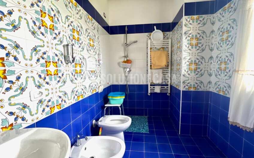 SC1282 Struttura b&b e ristorante con giardino in vendita a Prignano Cilento