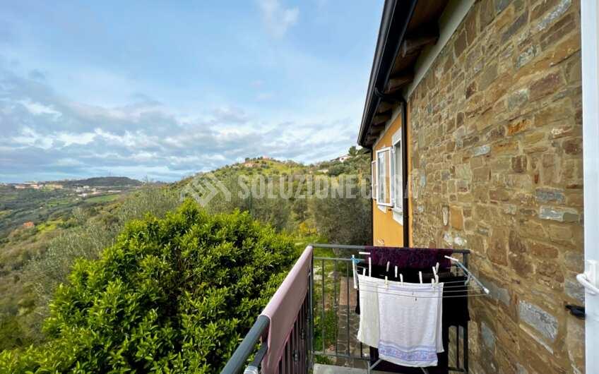 SC1282 Struttura b&b e ristorante con giardino in vendita a Prignano Cilento