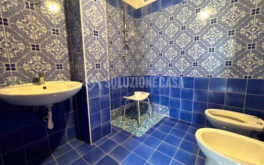 SC1282 Struttura b&b e ristorante con giardino in vendita a Prignano Cilento
