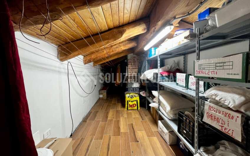 SC1282 Struttura b&b e ristorante con giardino in vendita a Prignano Cilento