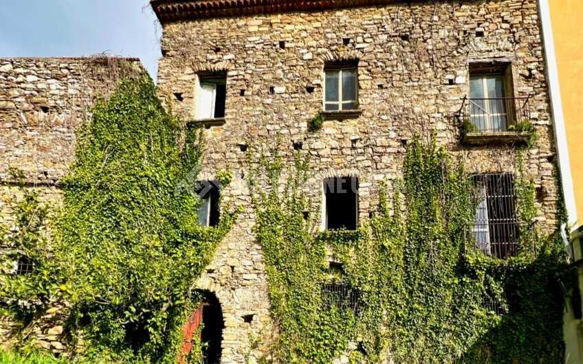 SC936 Antico palazzo del 1800 con vista mare e giardino a Prignano Cilento