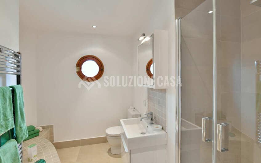 SC1285 Stupenda villa con torrino e vista mare sulla Baia di Casa del Conte ed Ogliastro Marina