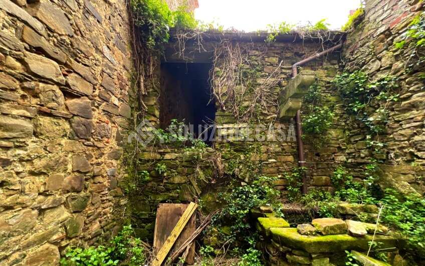 SC936 Antico palazzo del 1800 con vista mare e giardino a Prignano Cilento