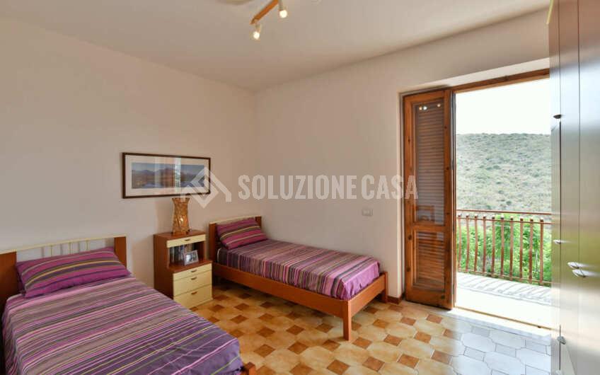 SC1285 Stupenda villa con torrino e vista mare sulla Baia di Casa del Conte ed Ogliastro Marina