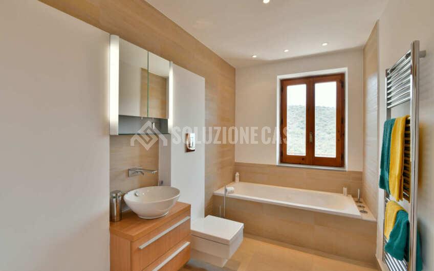 SC1285 Stupenda villa con torrino e vista mare sulla Baia di Casa del Conte ed Ogliastro Marina