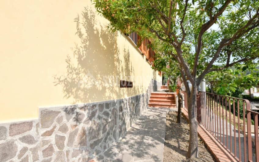 SC1285 Stupenda villa con torrino e vista mare sulla Baia di Casa del Conte ed Ogliastro Marina