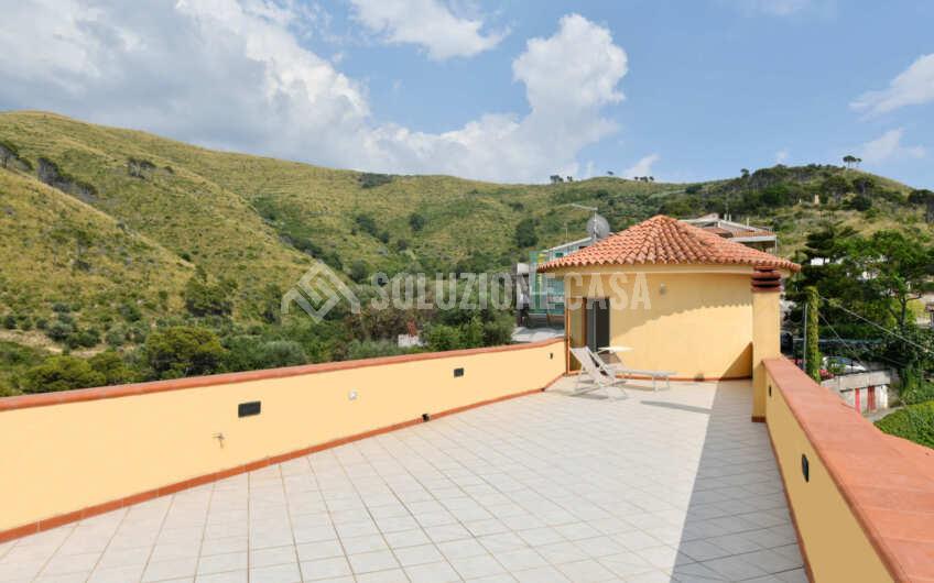 SC1285 Stupenda villa con torrino e vista mare sulla Baia di Casa del Conte ed Ogliastro Marina