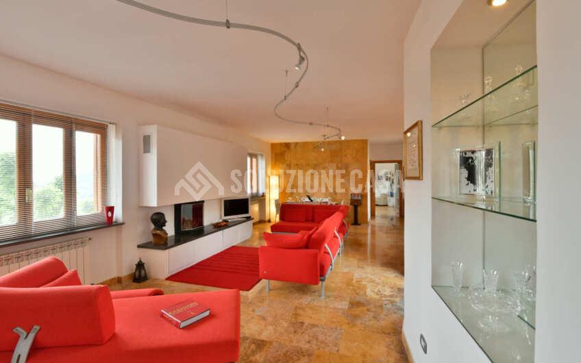 SC1285 Stupenda villa con torrino e vista mare sulla Baia di Casa del Conte ed Ogliastro Marina