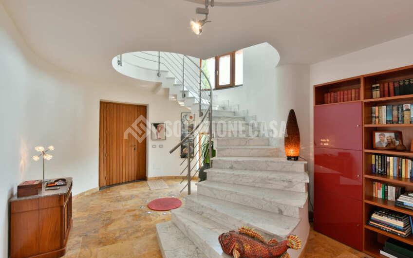 SC1285 Stupenda villa con torrino e vista mare sulla Baia di Casa del Conte ed Ogliastro Marina