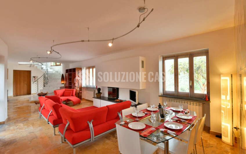 SC1285 Stupenda villa con torrino e vista mare sulla Baia di Casa del Conte ed Ogliastro Marina