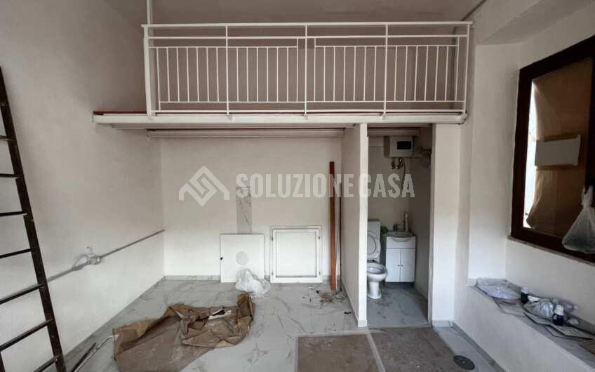 FT5 Locale in affitto uso ufficio centralissimo ad Agropoli