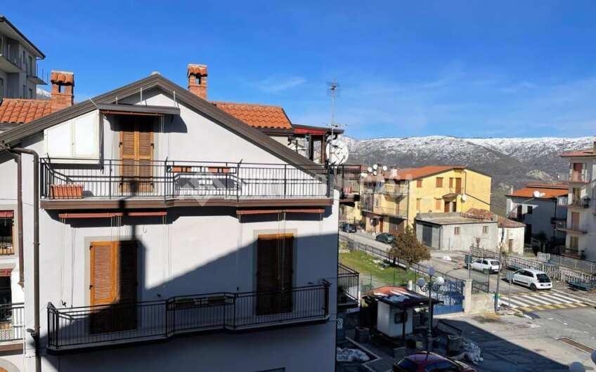 SC1290 Appartamento arredato in vendita a Latronico