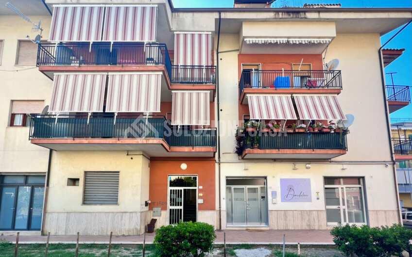 SC1293 Appartamento mansardato in pieno centro ad Agropoli in Via Q.Sella