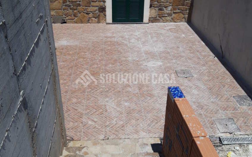 SC1294 Appartamento con giardino in casale in pietra di nuova costruzione a San Marco di Castellabate