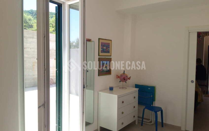 SC1294 Appartamento con giardino in casale in pietra di nuova costruzione a San Marco di Castellabate