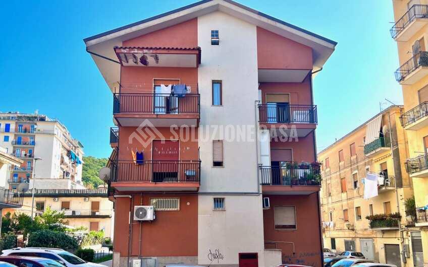 SC1293 Appartamento mansardato in pieno centro ad Agropoli in Via Q.Sella