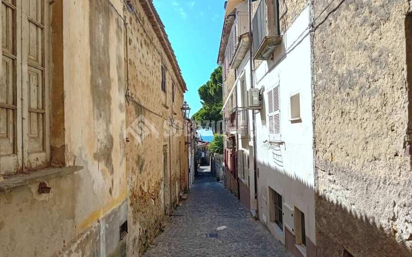 SC1300 Appartamento al centro di Santa Maria di Castellabate