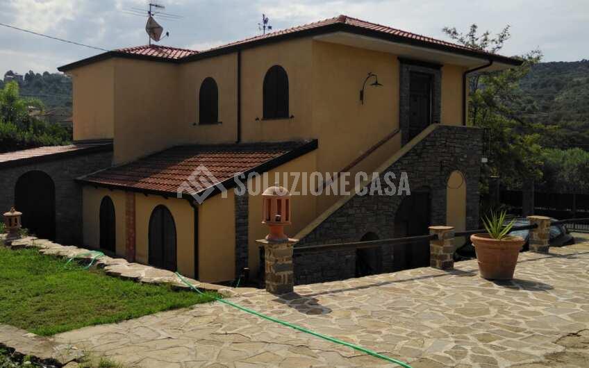 SC1302 Villa in pietra a Santa Maria di Castellabate località Alano