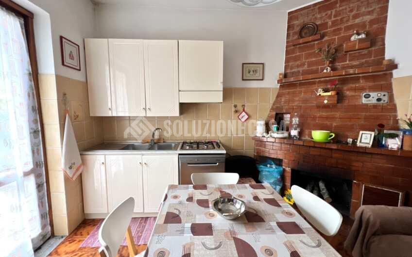 SC1304 Villa singola su due livelli in pieno centro ad Agropoli Via Romanelli