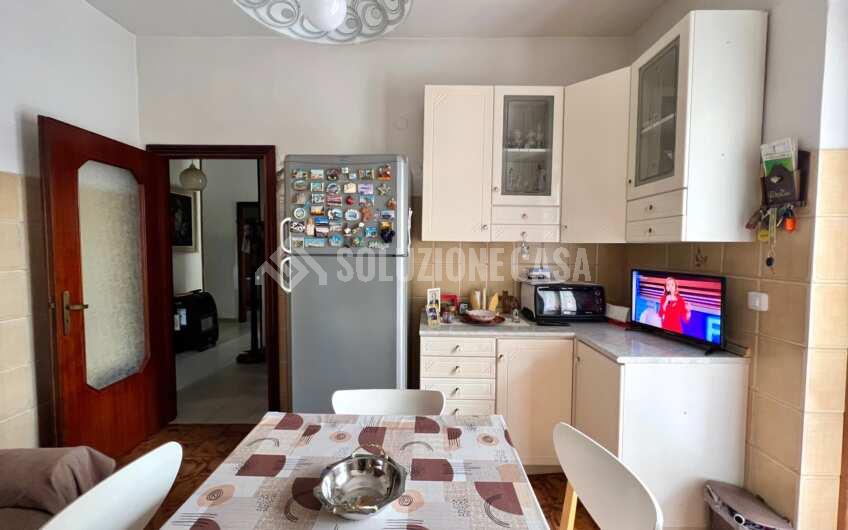 SC1304 Villa singola su due livelli in pieno centro ad Agropoli Via Romanelli