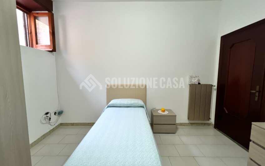 SC1304 Villa singola su due livelli in pieno centro ad Agropoli Via Romanelli
