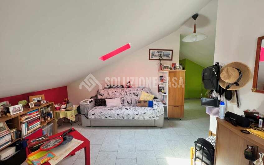 SC1304 Villa singola su due livelli in pieno centro ad Agropoli Via Romanelli