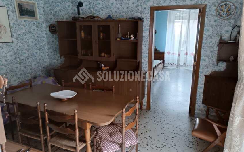 SC1306 Fabbricato su due livelli a Pollica alla frazione Celso