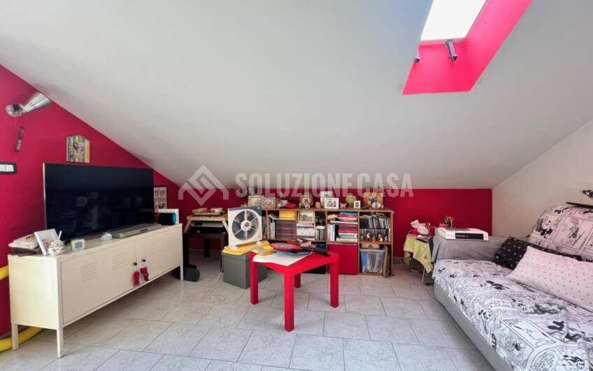 SC1304 Villa singola su due livelli in pieno centro ad Agropoli Via Romanelli