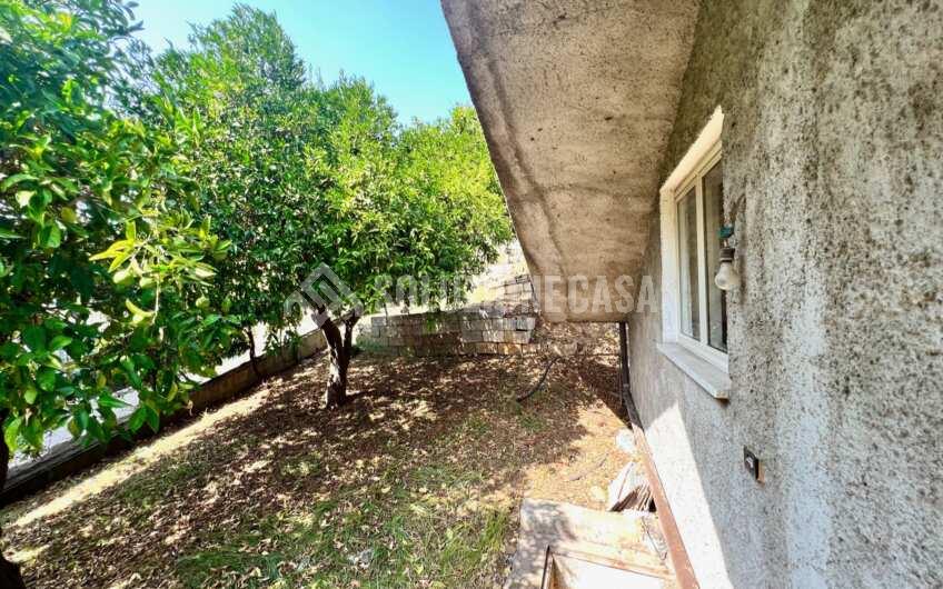 SC1304 Villa singola su due livelli in pieno centro ad Agropoli Via Romanelli