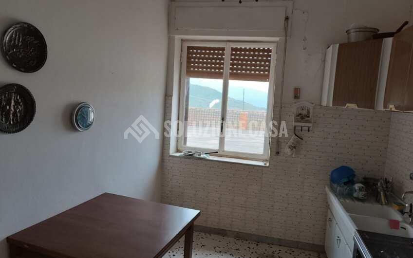 SC1306 Fabbricato su due livelli a Pollica alla frazione Celso