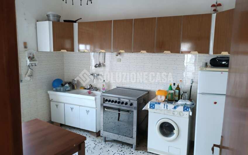 SC1306 Fabbricato su due livelli a Pollica alla frazione Celso