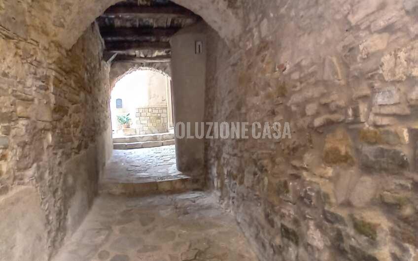 SC1309 Appartamento nei vicoli tipici del borgo medievale di Castellabate