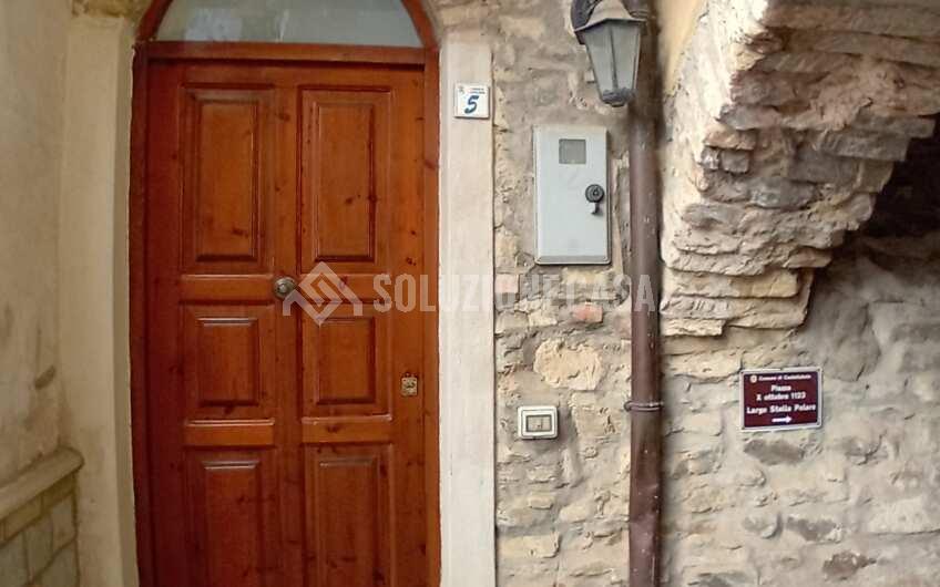 SC1309 Appartamento nei vicoli tipici del borgo medievale di Castellabate