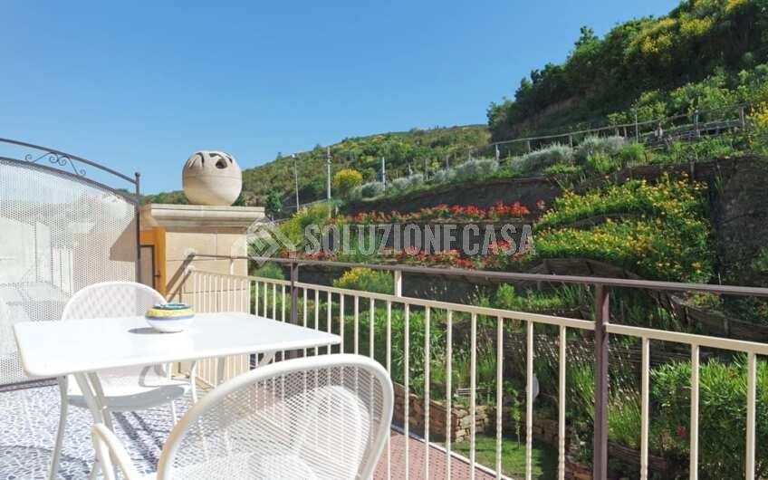 SC1310B Appartamento con terrazzo e posto auto a San Marco di Castellabate