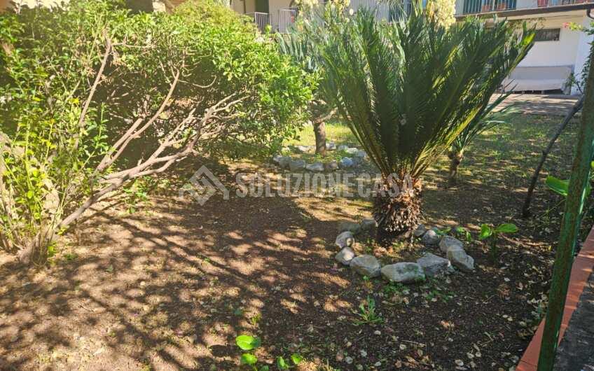 SCD1382 Immobile storico con terrazzo e giardino al centro di Sapri Golfo di Policastro