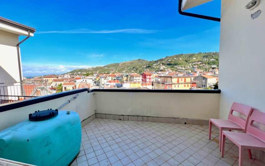 SC1313 Attico con terrazza vista mare sul lungomare di Agropoli, Via O.Bonora