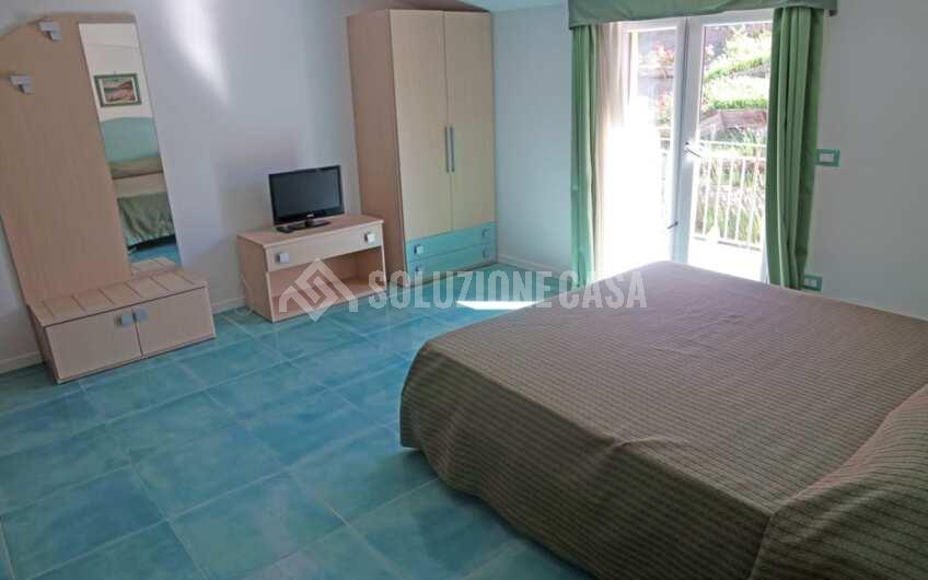 SC1310B Appartamento con terrazzo e posto auto a San Marco di Castellabate