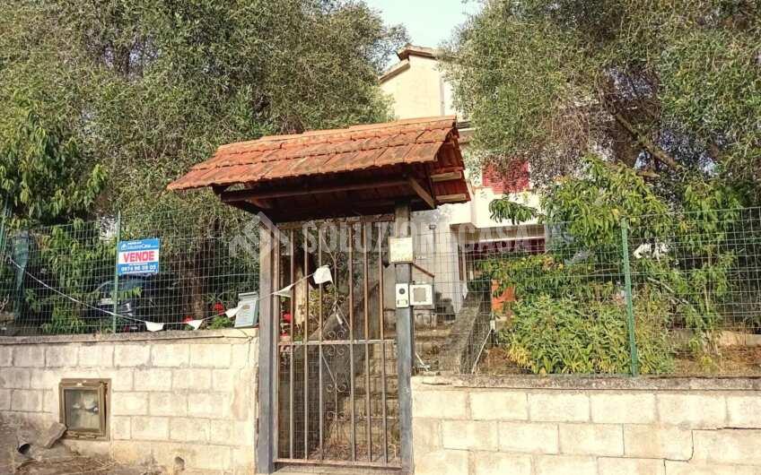 SC1303 Villa con giardino a Santa Maria di Castellabate