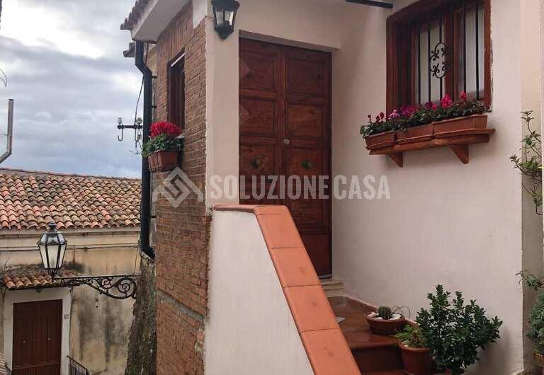 SC1321 Appartamento stupenda vista mare nel borgo medievale di Castellabate